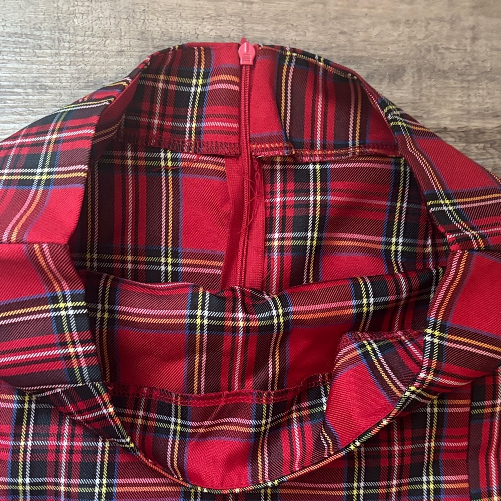 Plaid Red Mini Skirt - Picture 7 of 9